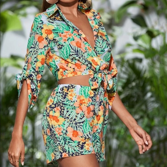 In the Jungle 2-PC Short Set - Picture 6 of 8